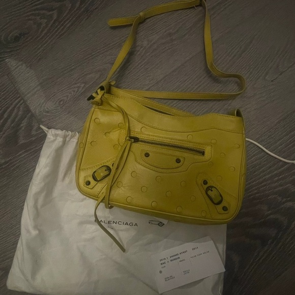 balenciaga - Picture 1 of 7